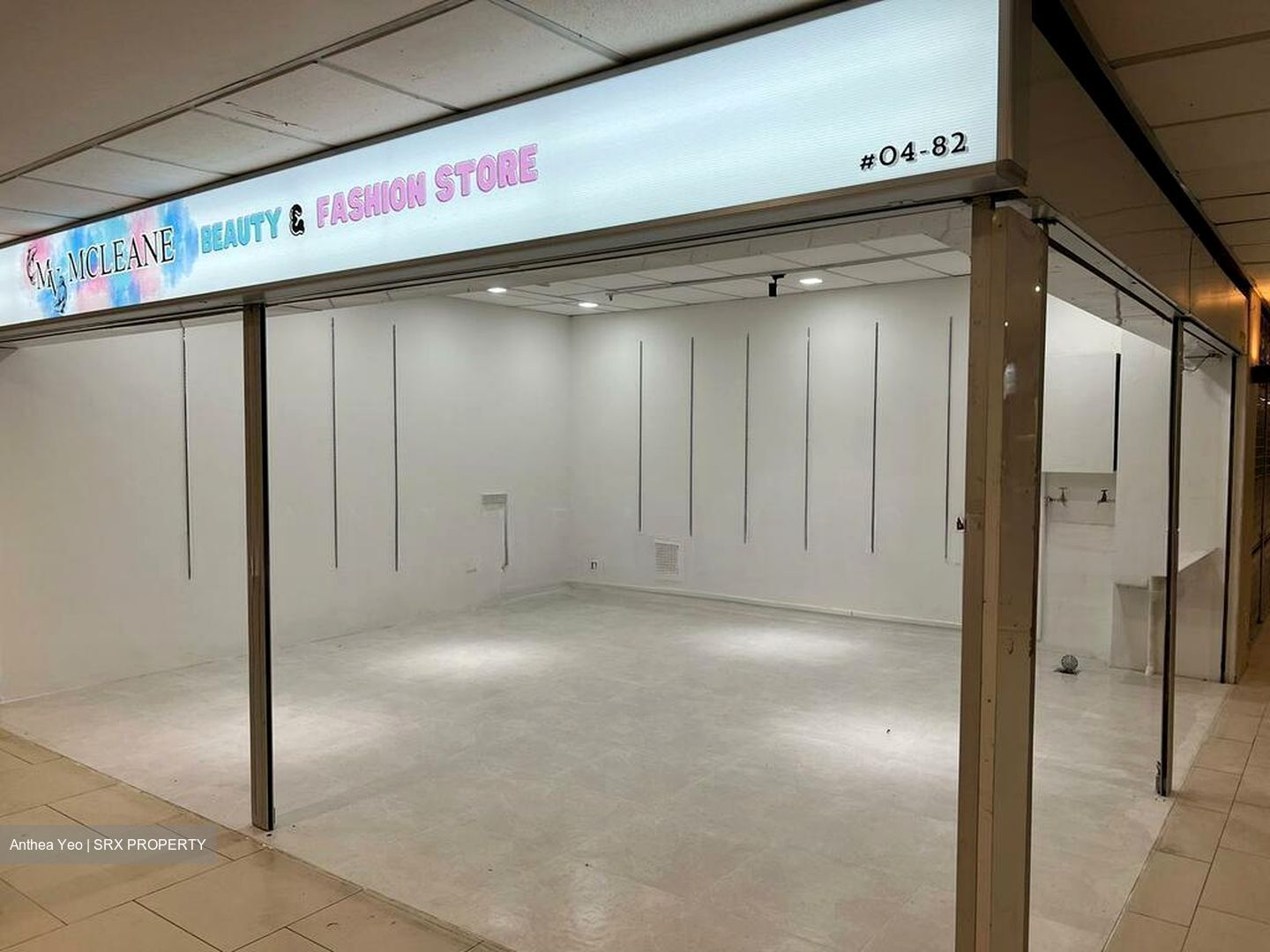 Lucky Plaza (D9), Retail #504162971